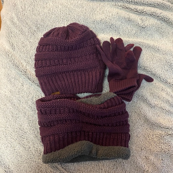NWOT purple beanie, gloves, and scarf set - Picture 2 of 4